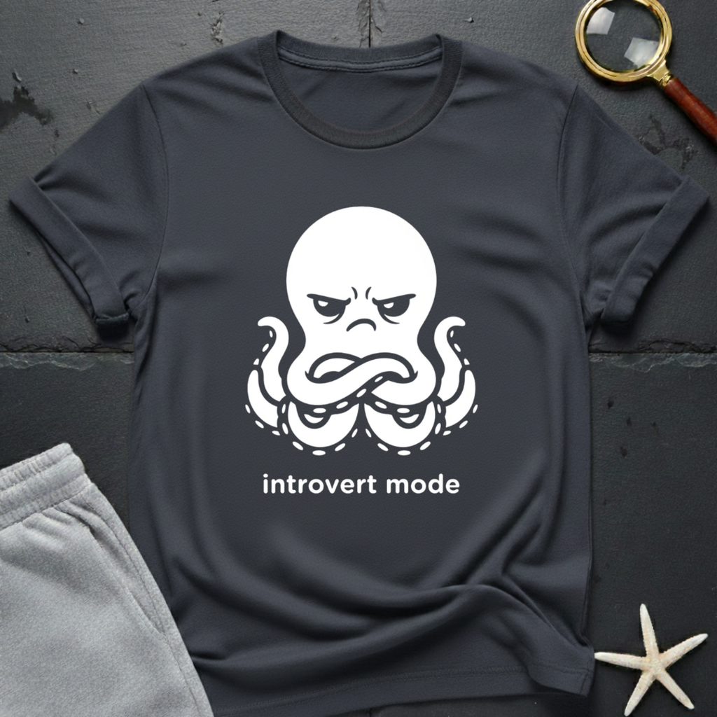 introvert mode T-Shirt